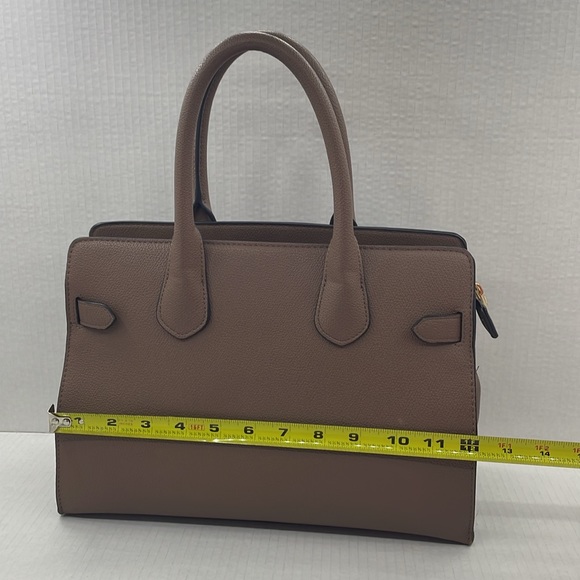 A New Day Beige Shoulder Purse - Picture 14 of 15